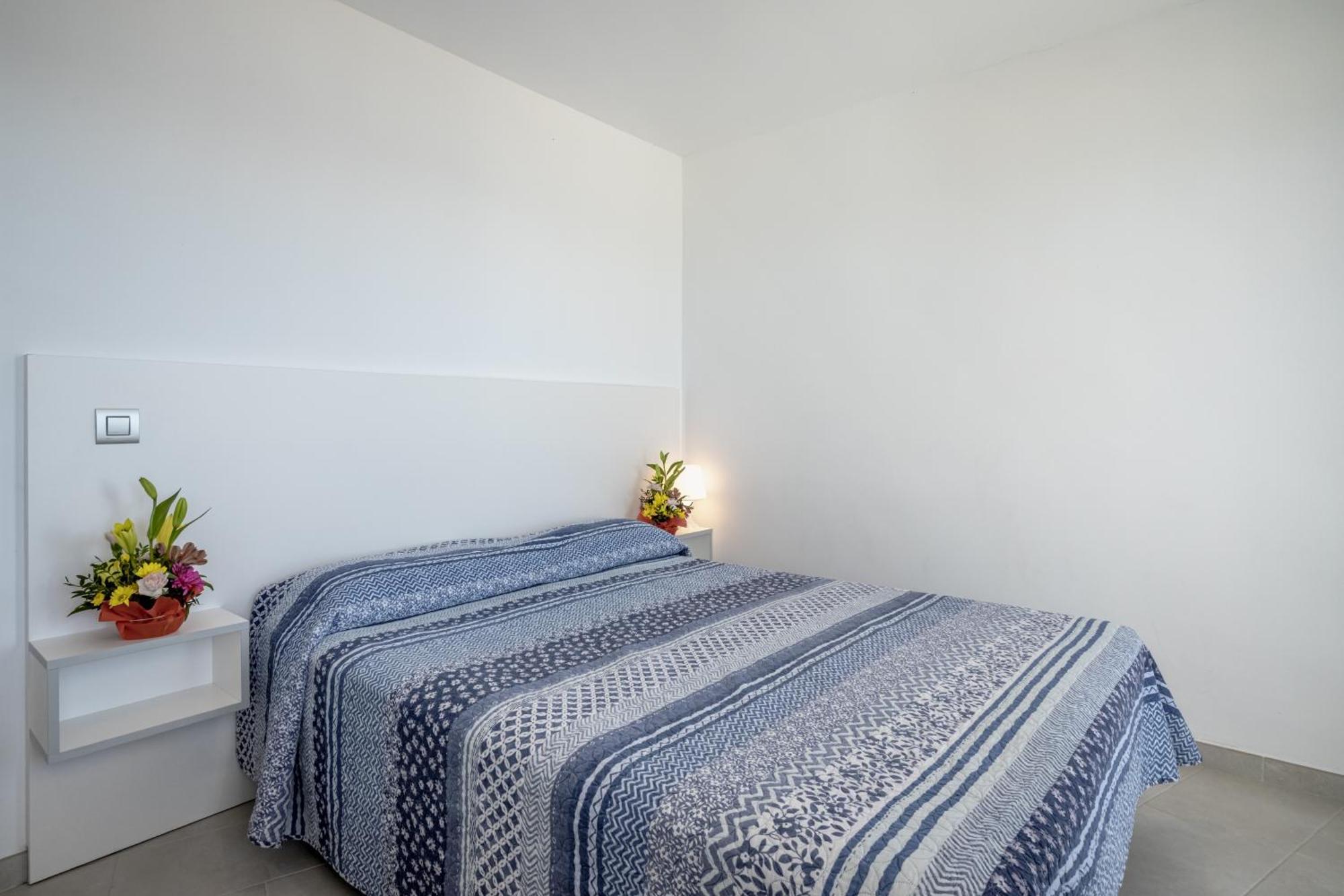 Inmosantos Oasis F5 Apartman Roses Kültér fotó